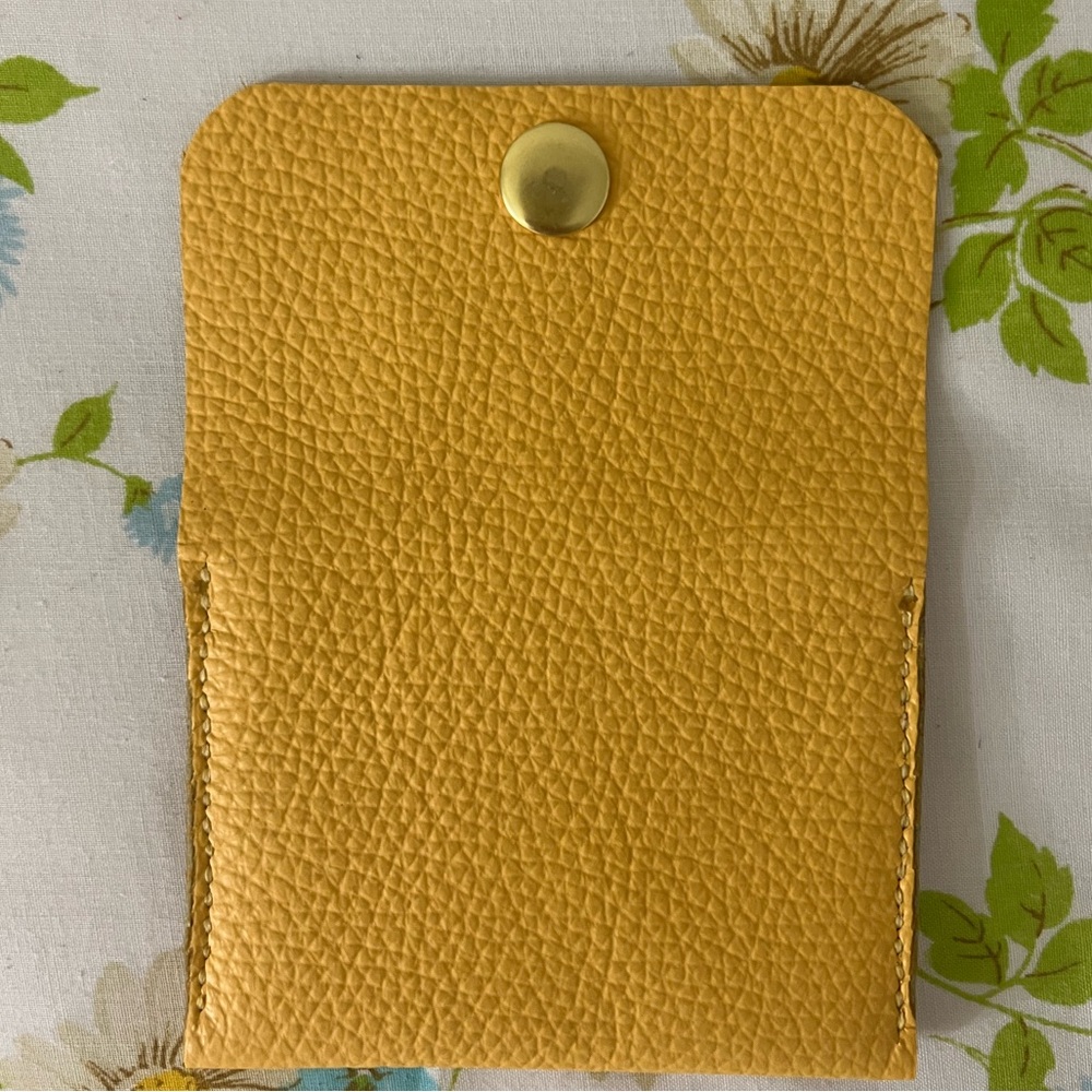 Hand Crafted Yellow Leather Wallet - Picture 4 of 5
